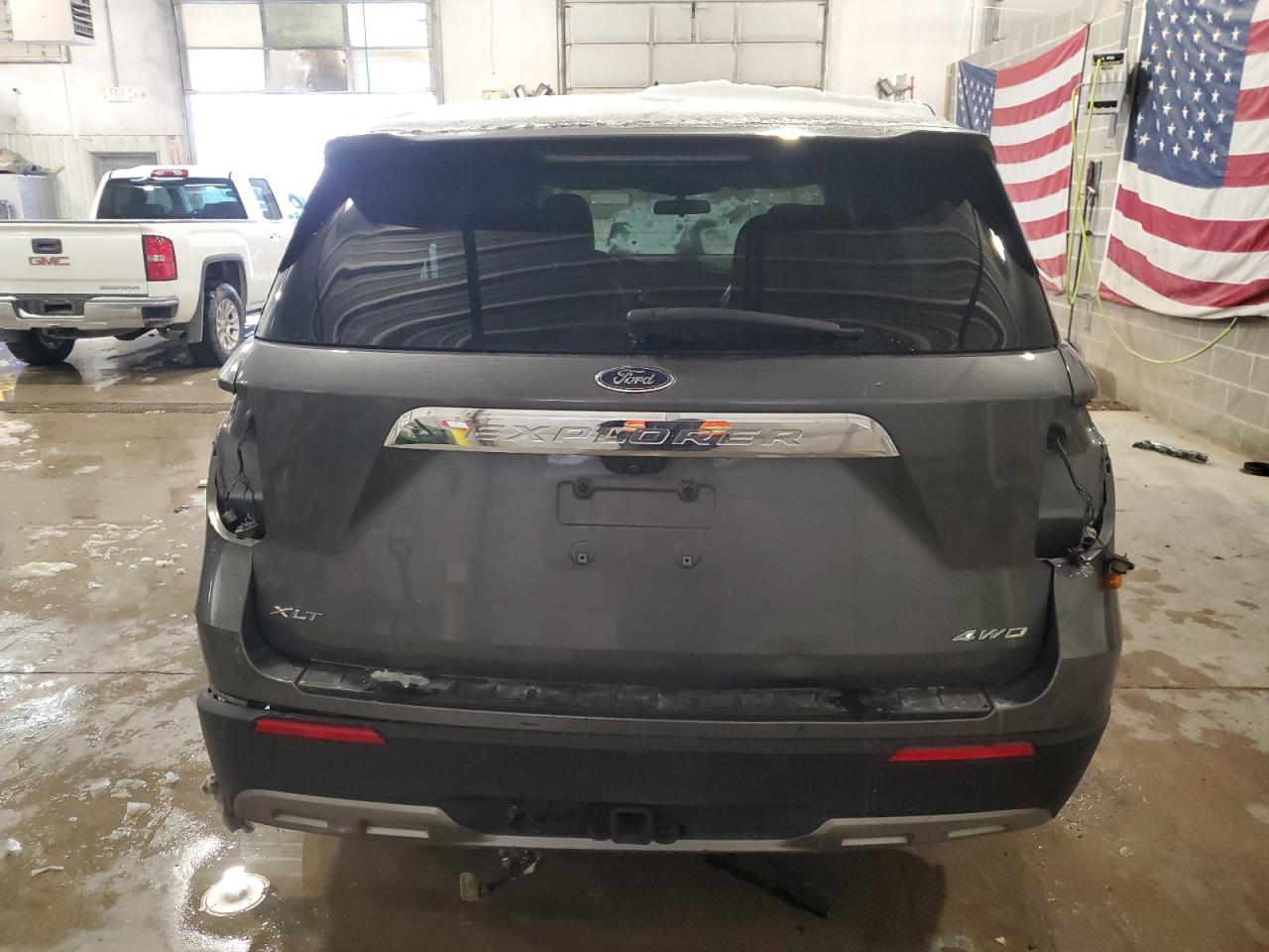 2021 Ford Explorer - Image 6