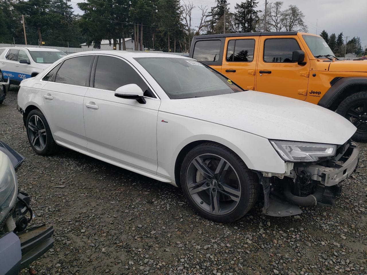 VIN WAUENAF4XHN038693 2017 AUDI A4 no.4