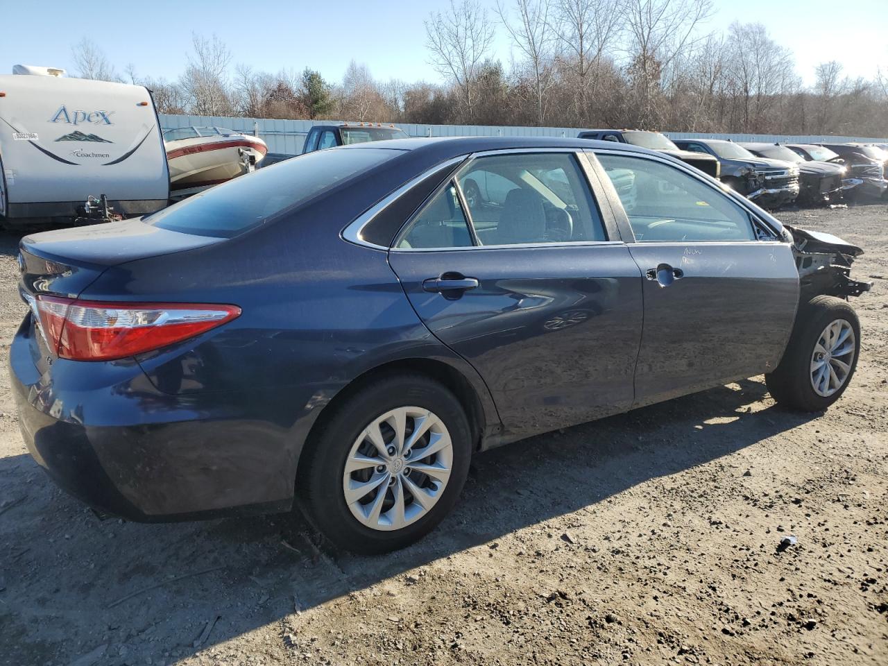 VIN 4T1BF1FK0HU687986 2017 TOYOTA CAMRY no.3