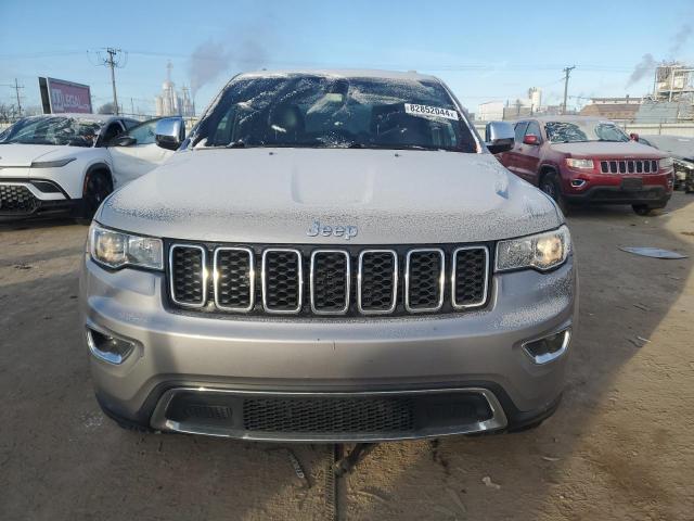  JEEP GRAND CHER 2017 Серебристый
