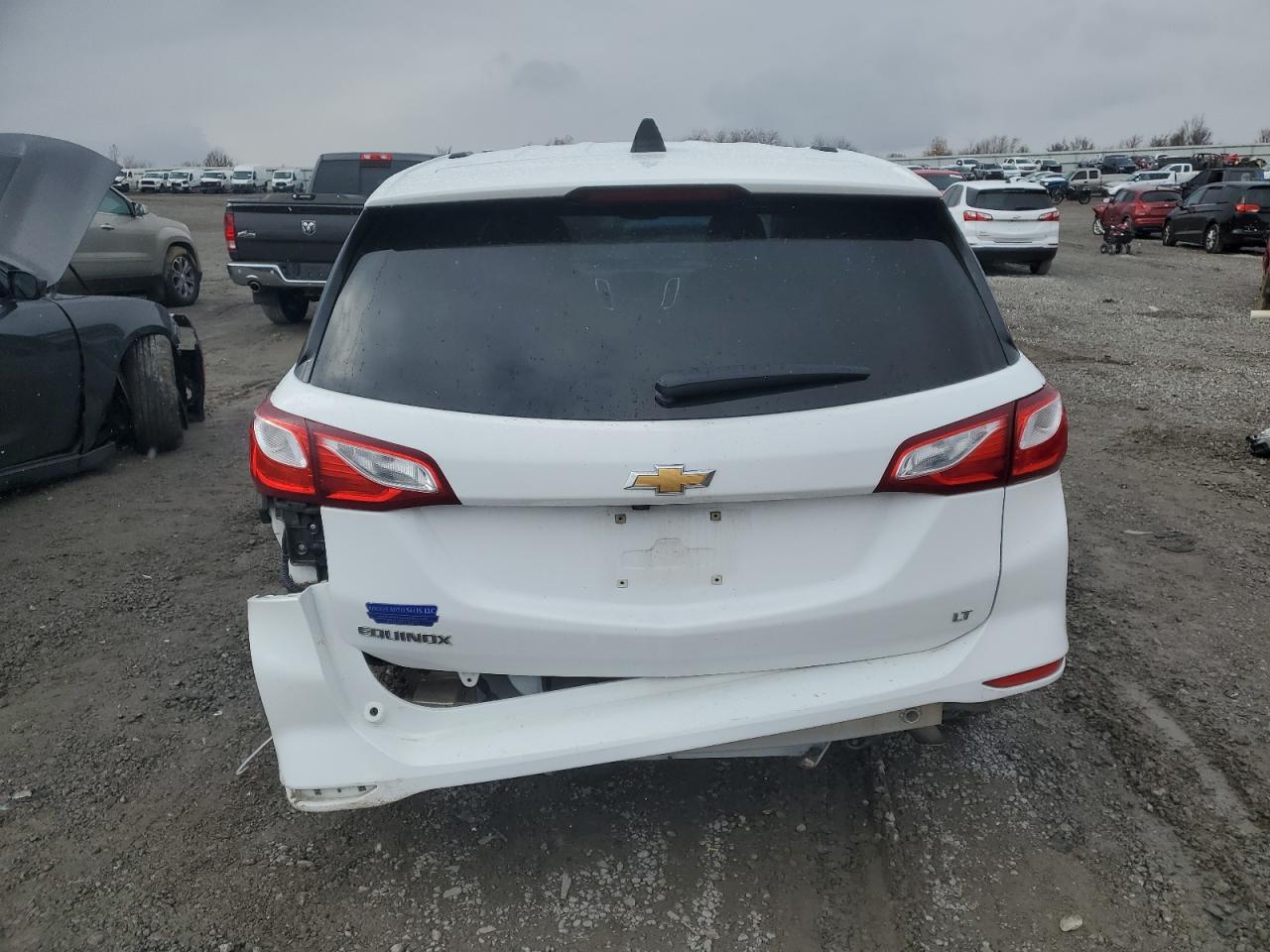 VIN 2GNAXKEV6K6218462 2019 CHEVROLET EQUINOX no.6