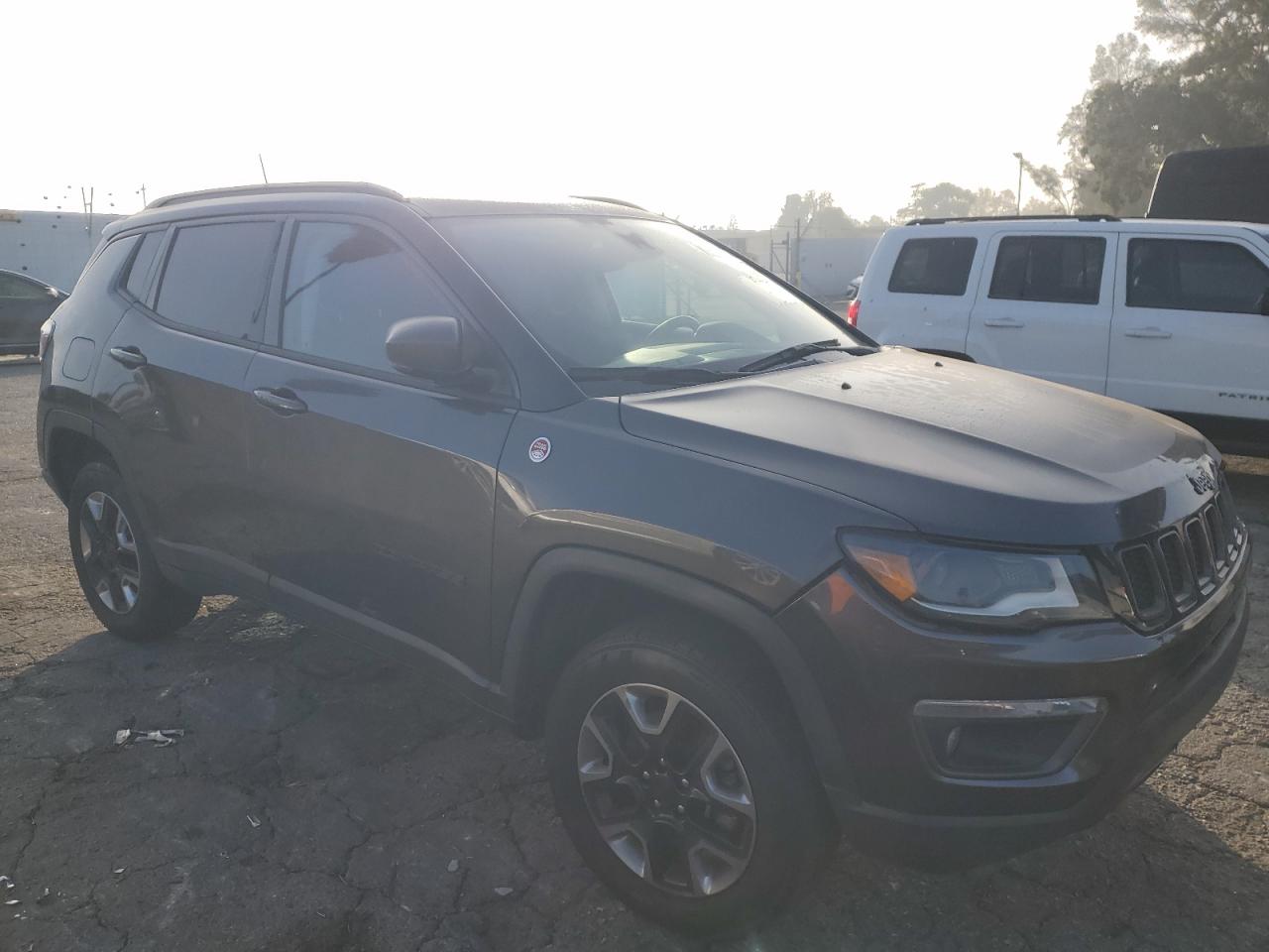 2018 Jeep Compass - Image 4