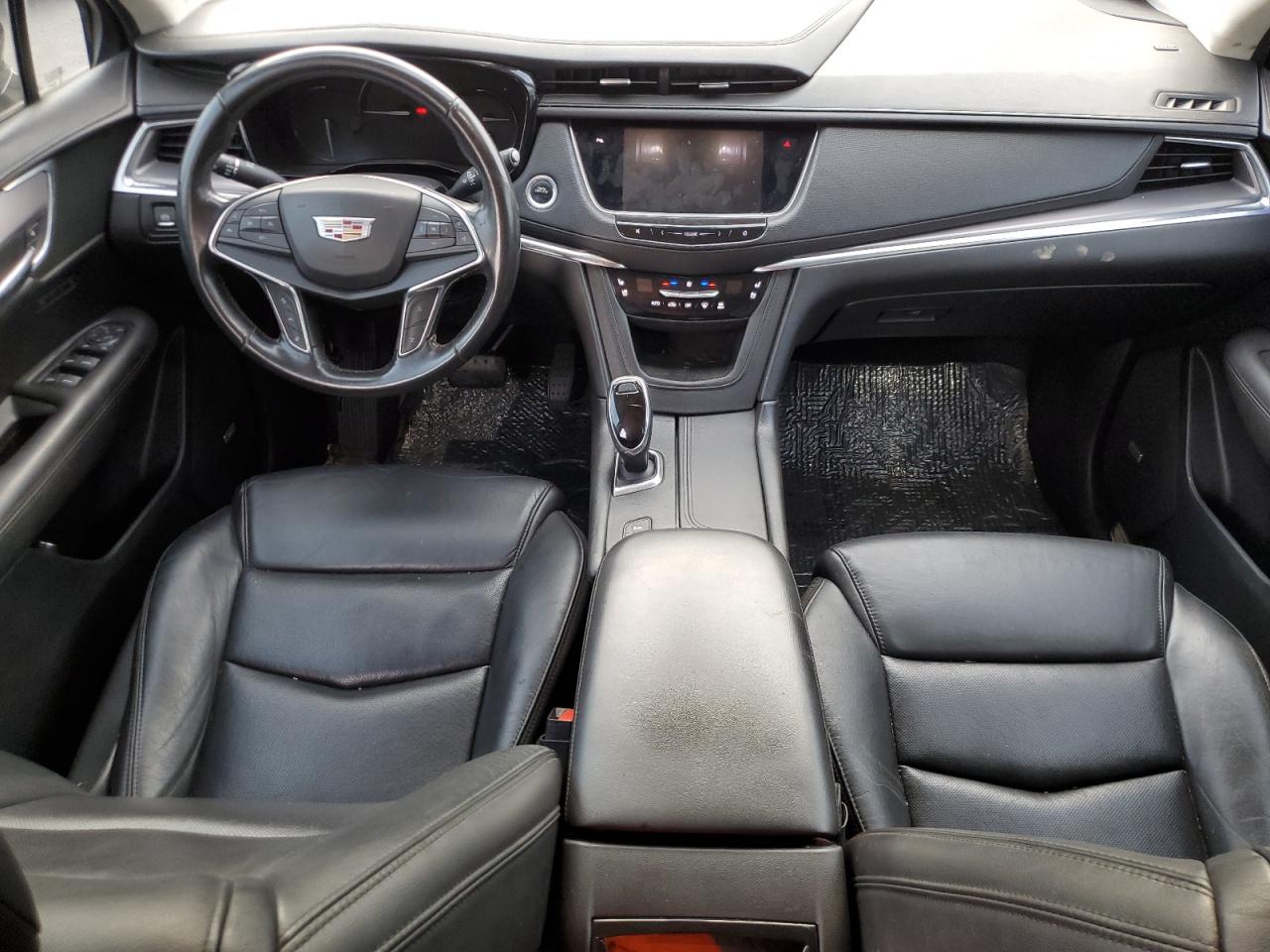 2019 Cadillac XT5 - Image 8