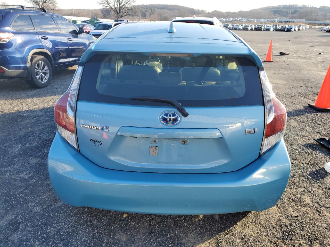 2015 Toyota Prius - Image 6