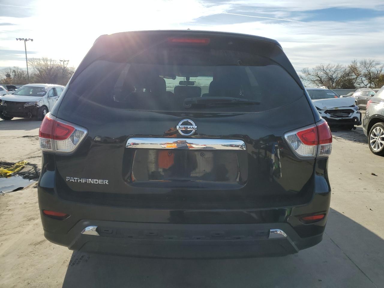 2014 Nissan Pathfinder S VIN: 5N1AR2MN0EC614821 Lot: 84737294