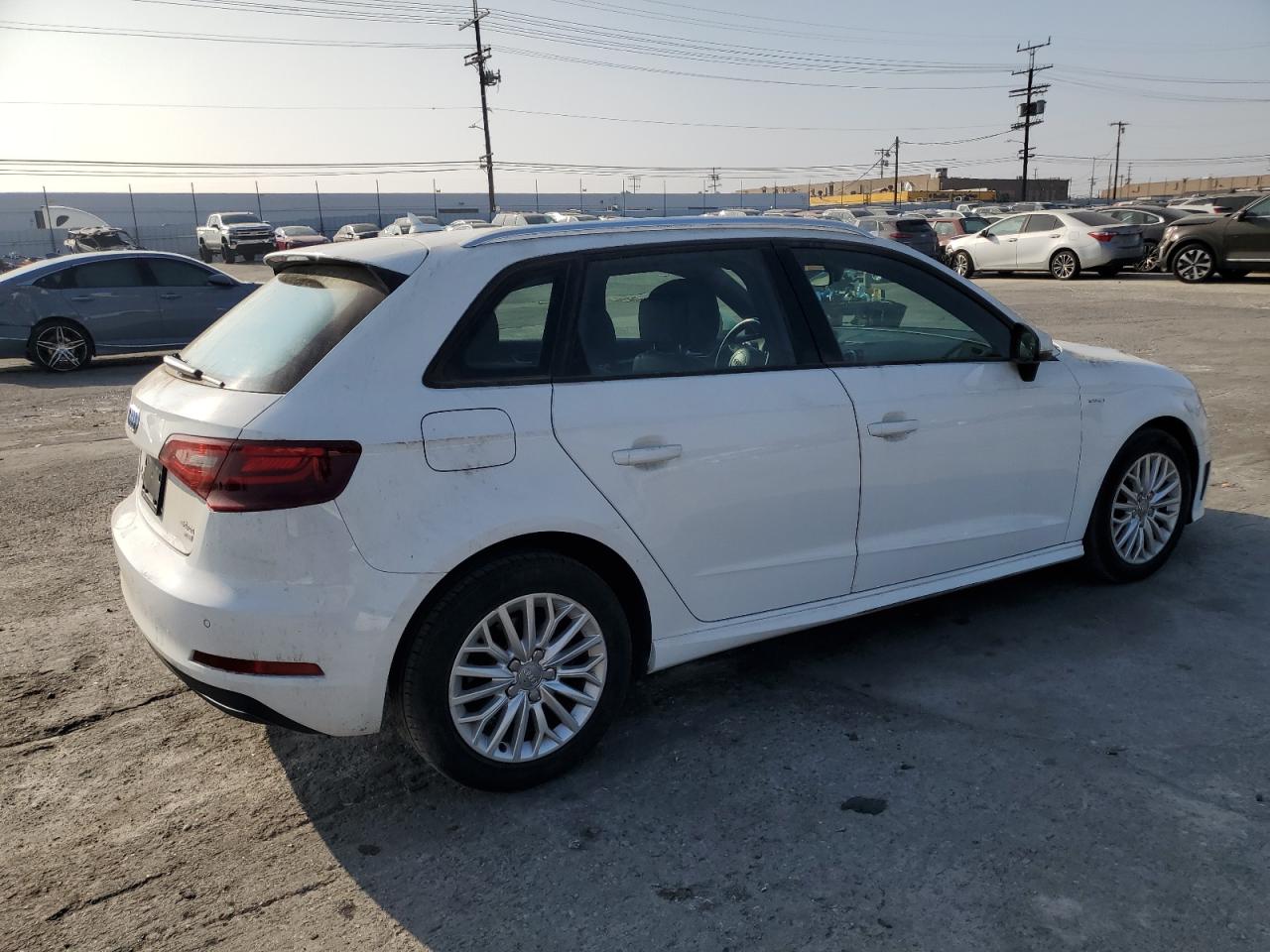 VIN WAUVPBFFXGA116655 2016 AUDI A3 no.3