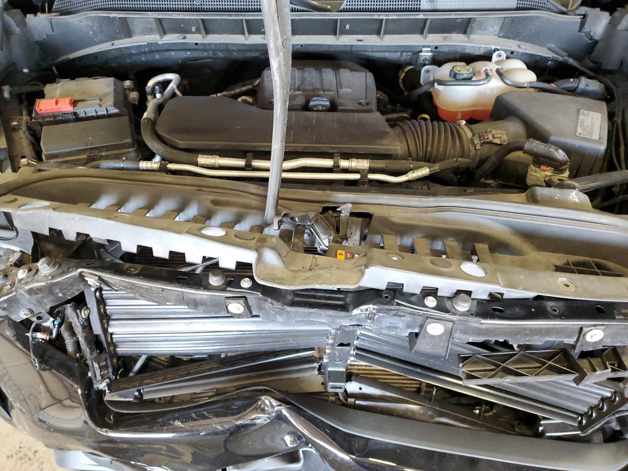 2021 Chevrolet Silverado - Image 11