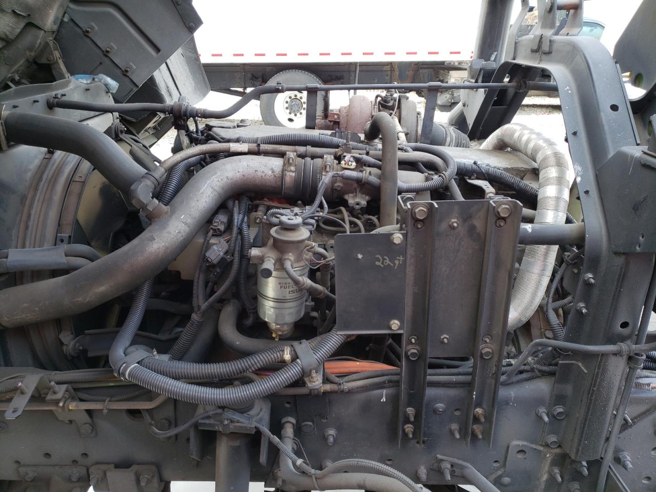 2005 Isuzu Ftr VIN: 4GTM8F1385F700860 Lot: 85723504