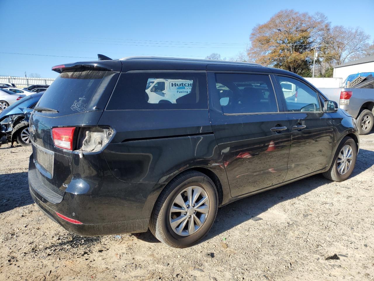 2016 Kia Sedona - Image 3