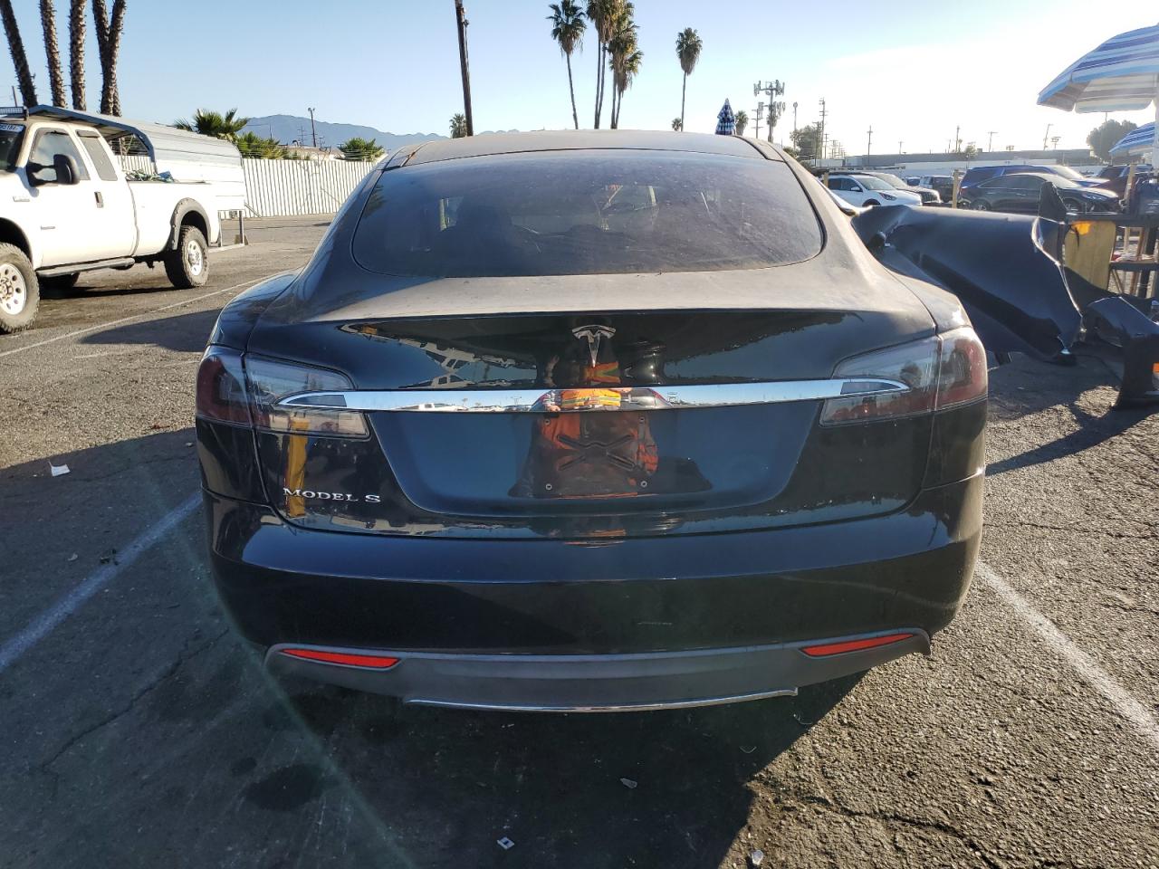 2013 Tesla Model S VIN: 5YJSA1CN5DFP05239 Lot: 85046344