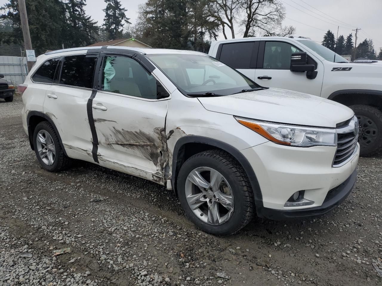2015 Toyota Highlander - Image 4