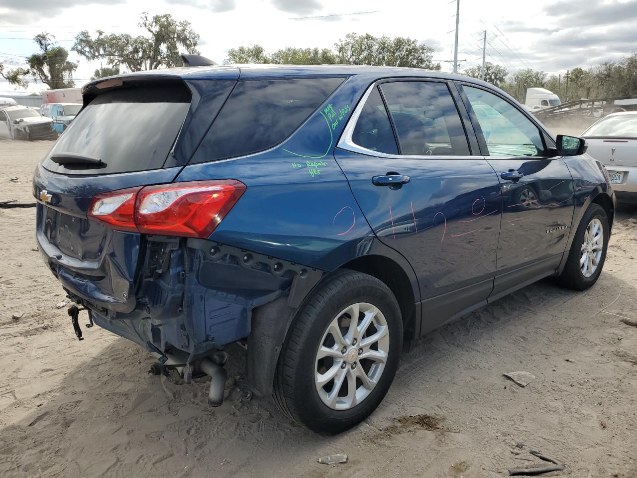 2019 Chevrolet Equinox - Image 3