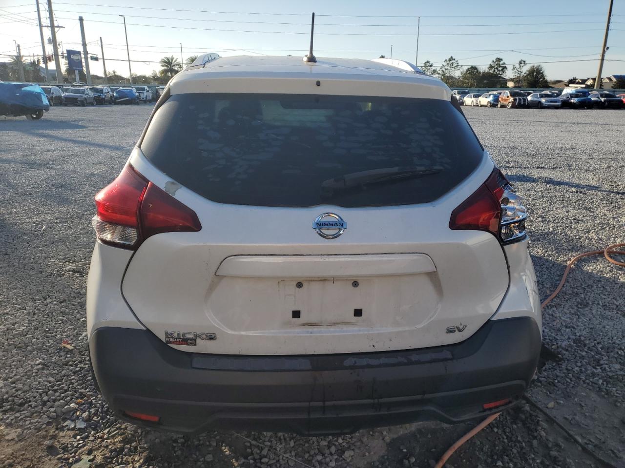 VIN 3N1CP5CU1JL507548 2018 NISSAN KICKS no.6