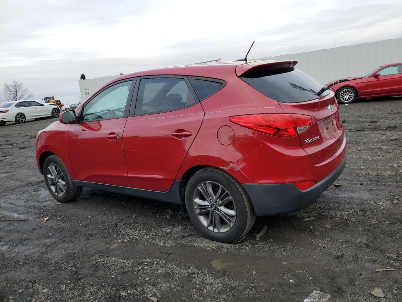 VIN KM8JT3AF2FU992218 2015 HYUNDAI TUCSON no.2