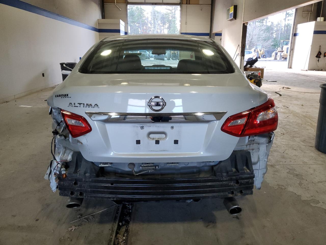 2017 Nissan Altima - Image 6