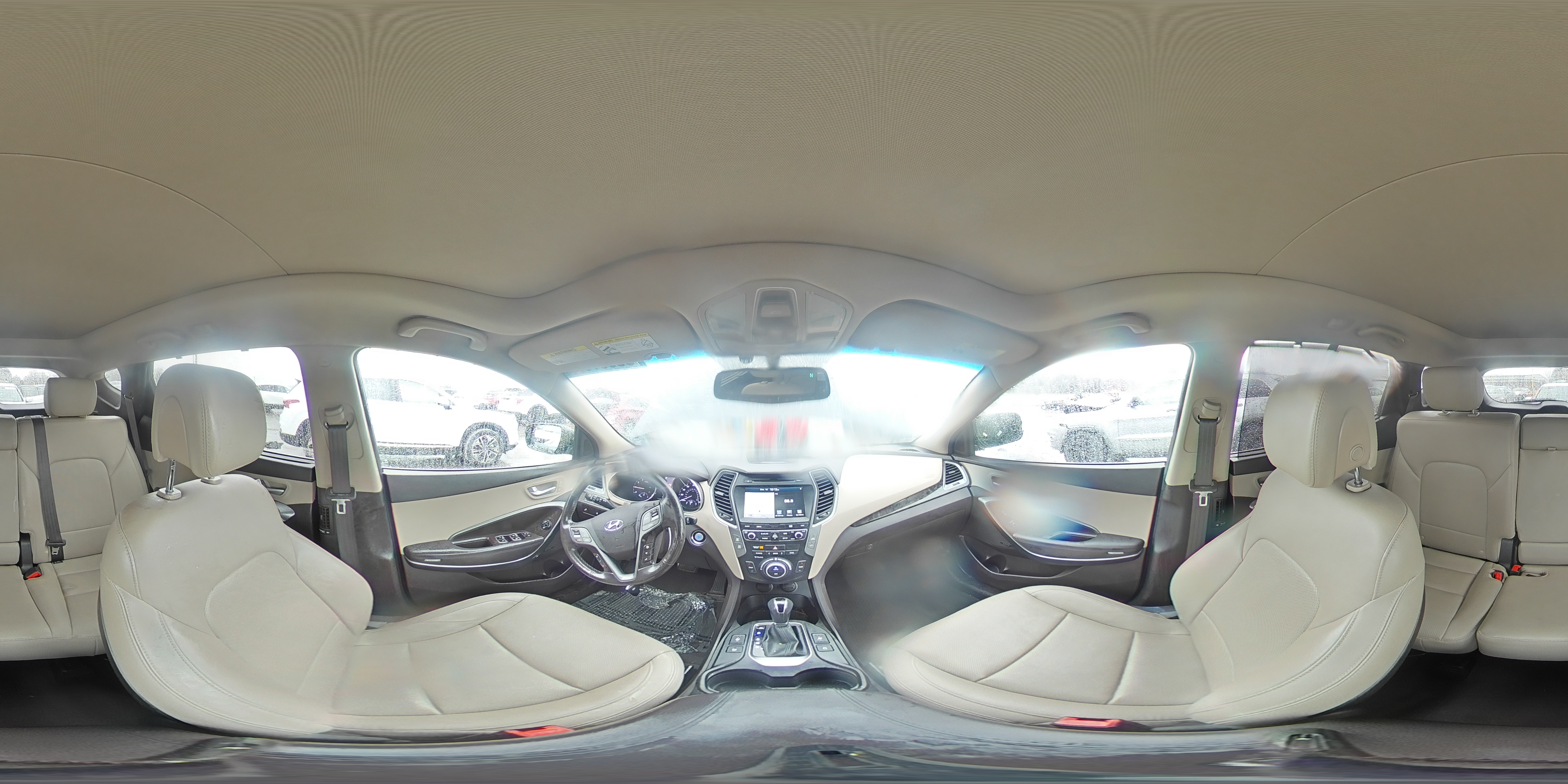 2017 Hyundai Santa Fe - Image 14