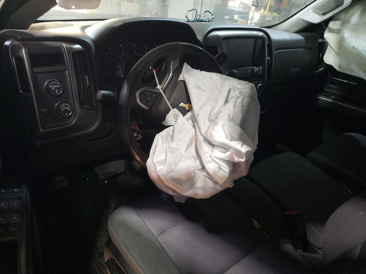 2019 Chevrolet Silverado - Image 8