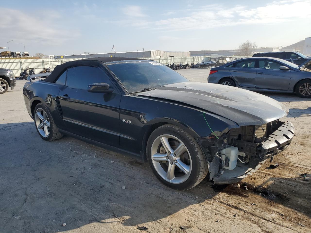 2011 Ford Mustang - Image 4