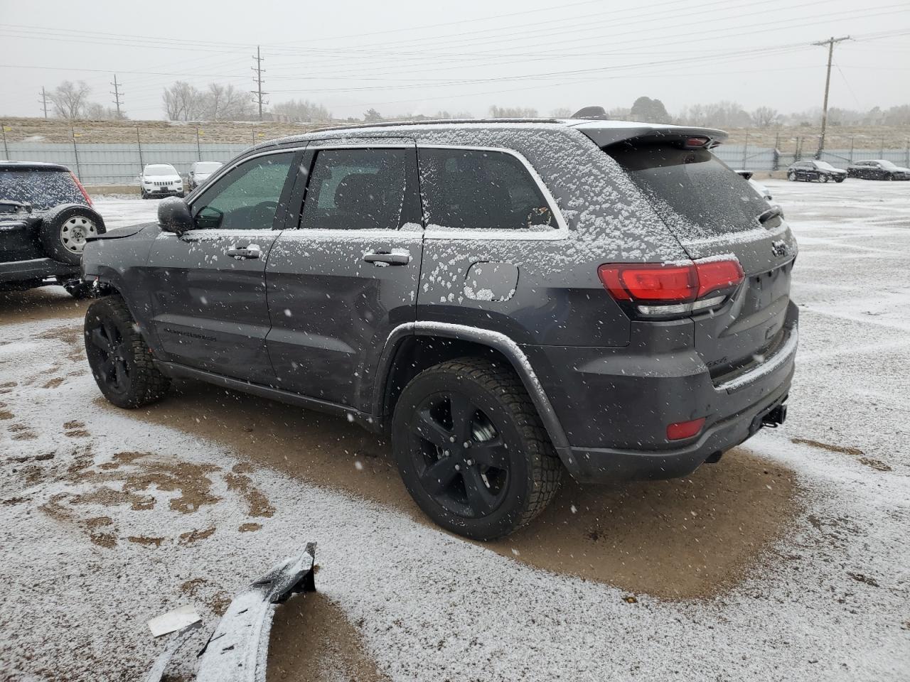 2015 Jeep Grand Cherokee - Image 2