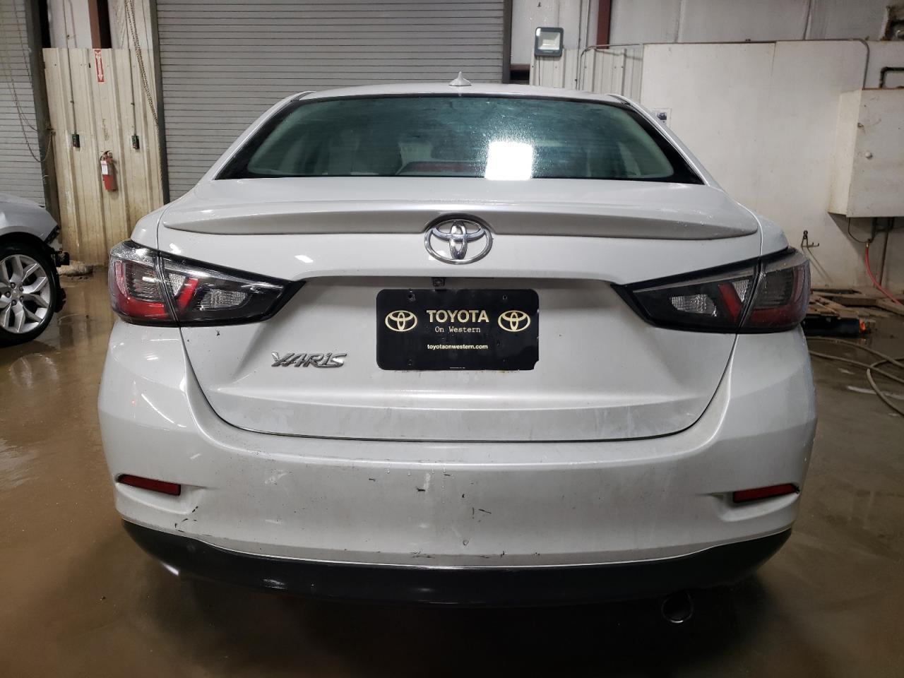 2019 Toyota Yaris - Image 6