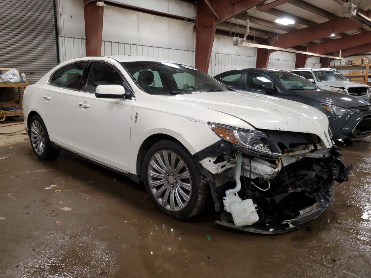 VIN 1LNHL9DK6DG605367 2013 LINCOLN MKS no.4