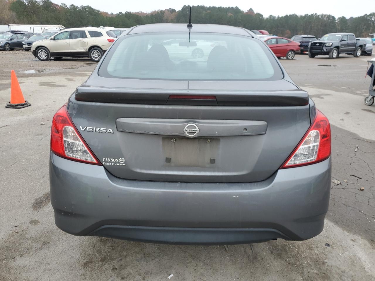 VIN 3N1CN7AP2JL861674 2018 NISSAN VERSA no.6