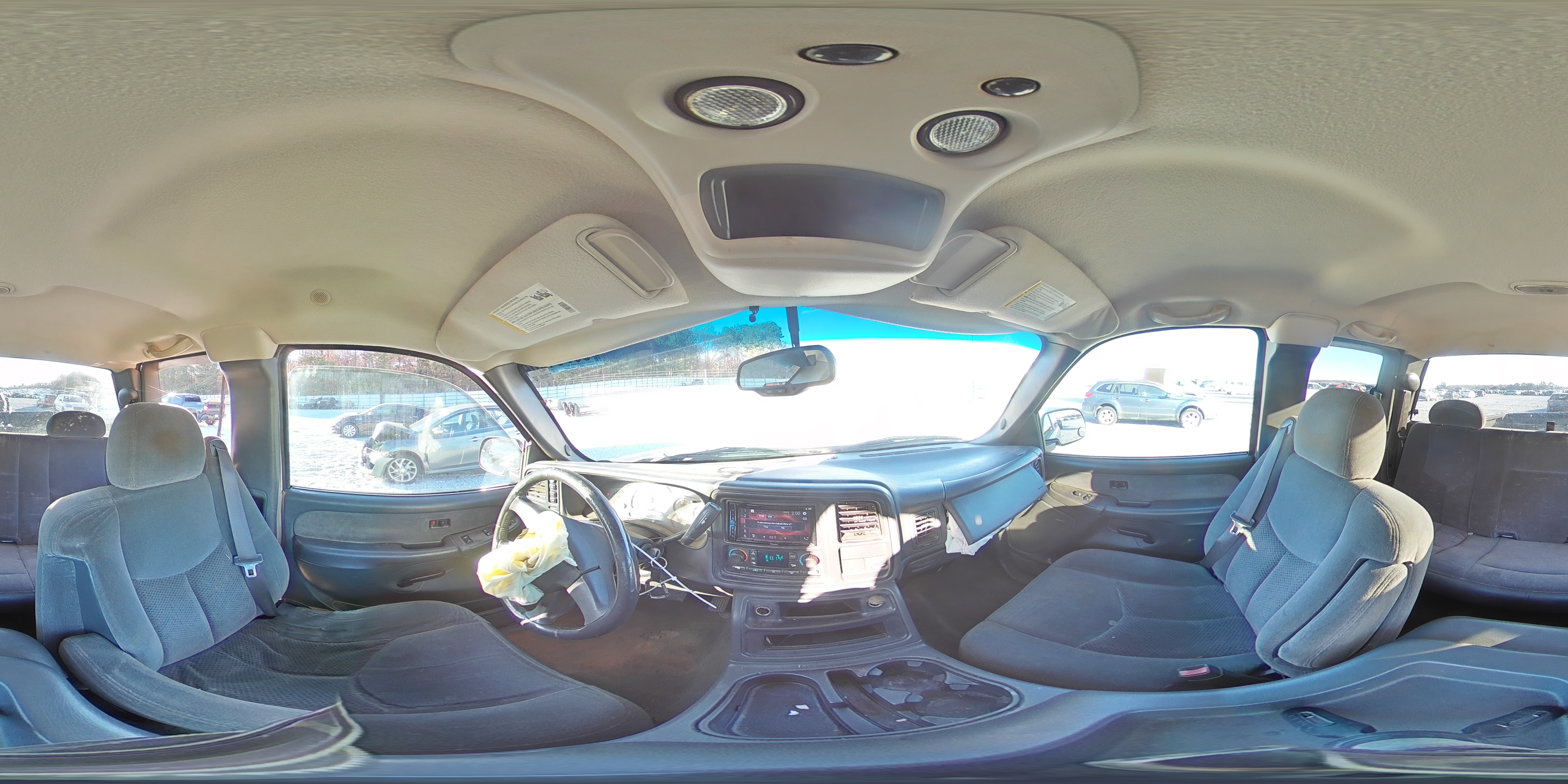 2003 Chevrolet Silverado - Image 12