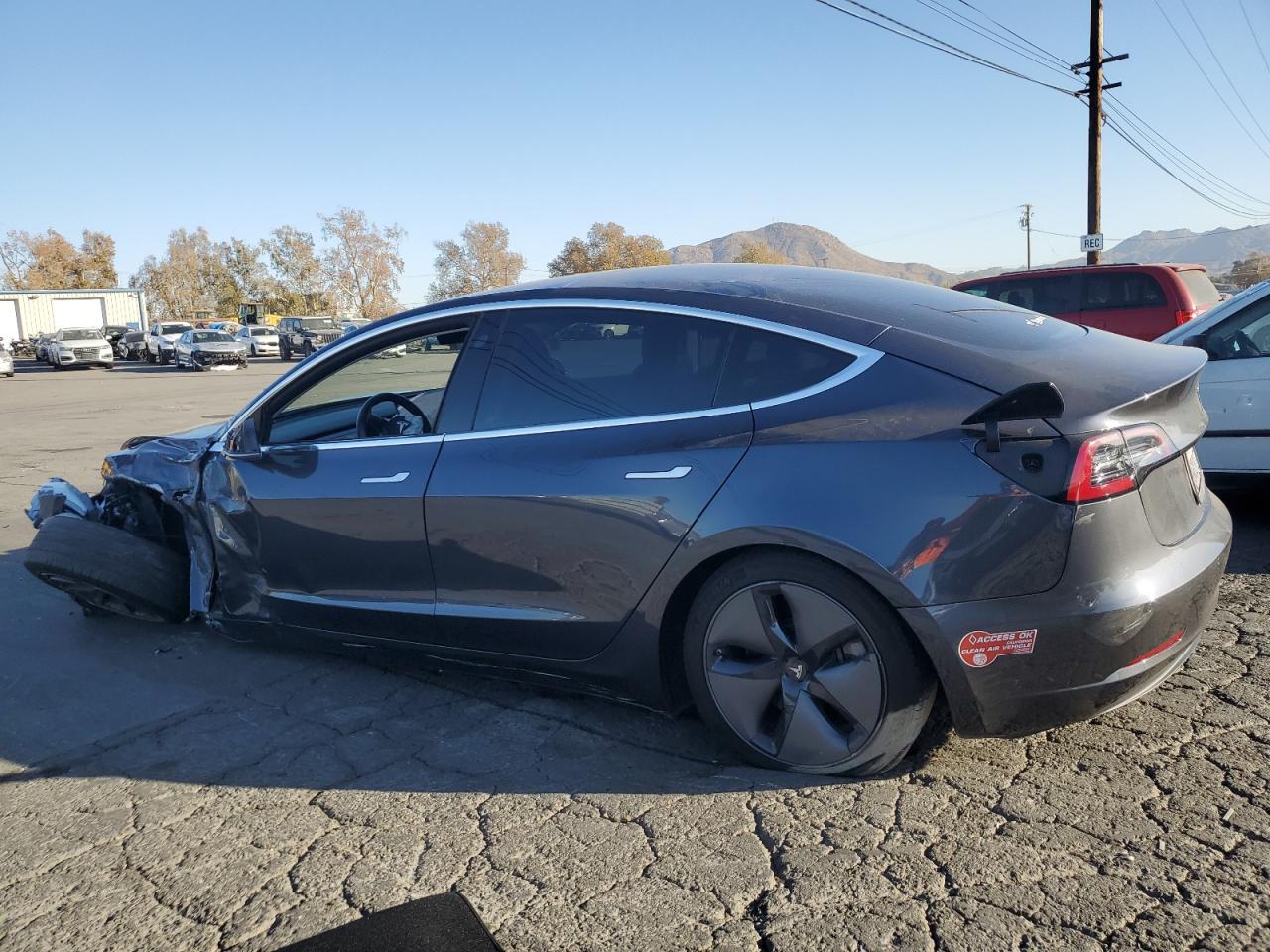 VIN 5YJ3E1EA9JF077717 2018 TESLA MODEL 3 no.2