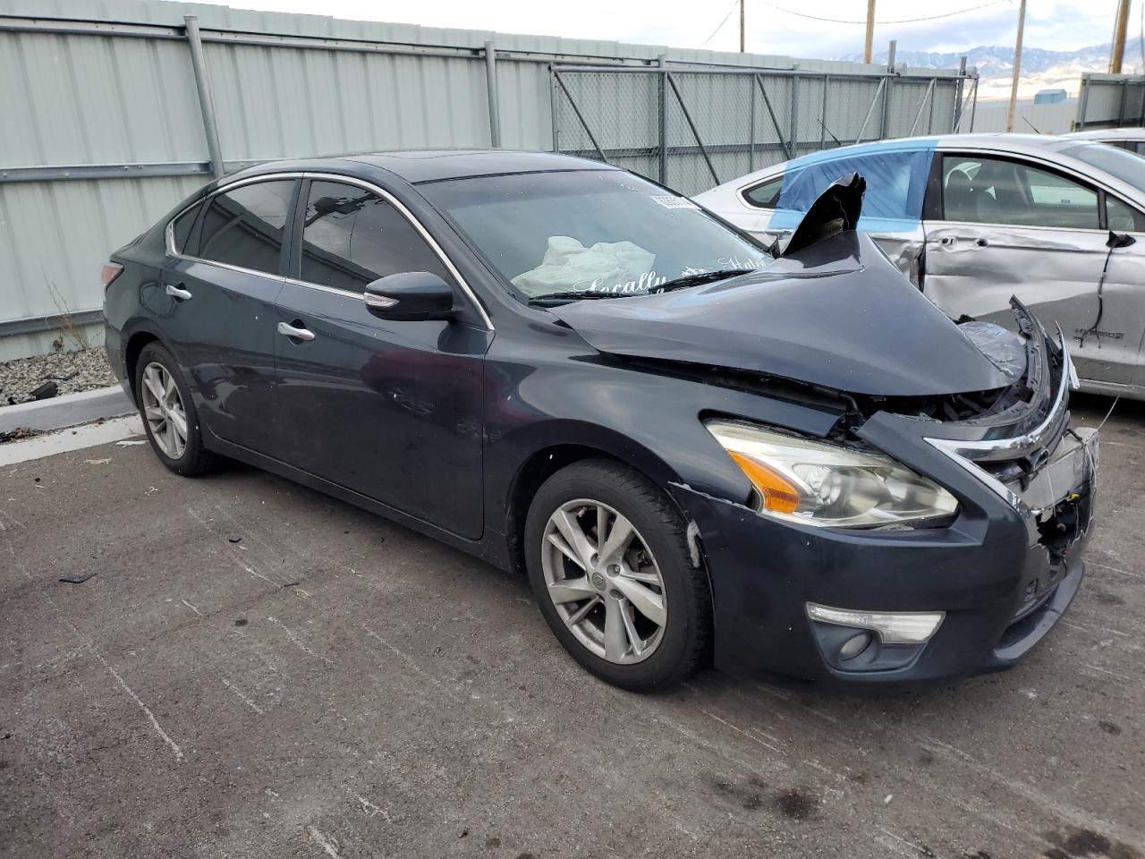 VIN 1N4AL3AP2DN433634 2013 NISSAN ALTIMA no.4