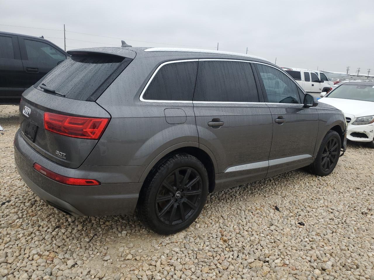 2018 Audi Q7 - Image 3