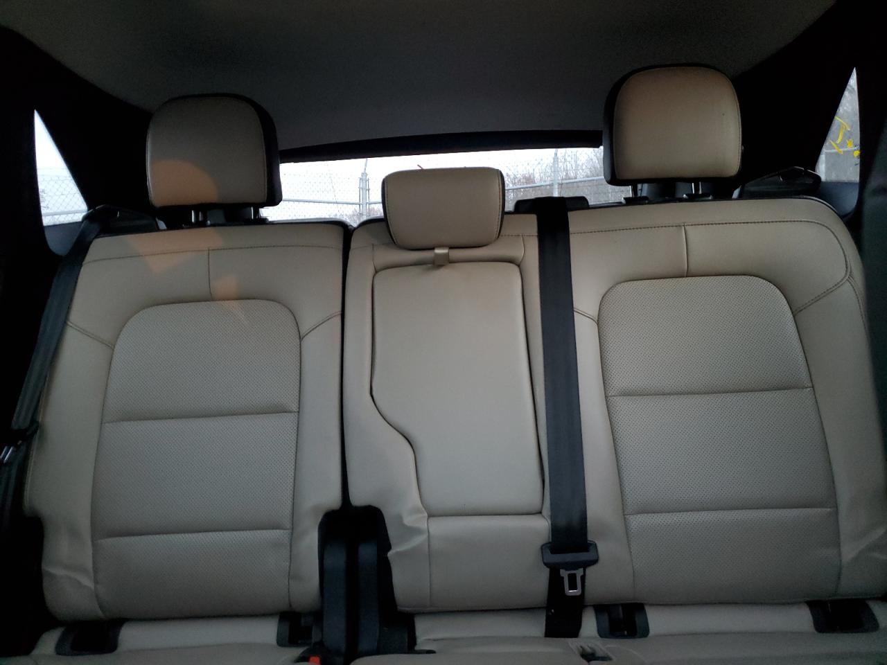2020 Ford Escape - Image 10