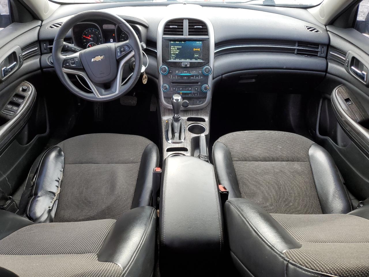 2016 Chevrolet Malibu - Image 8