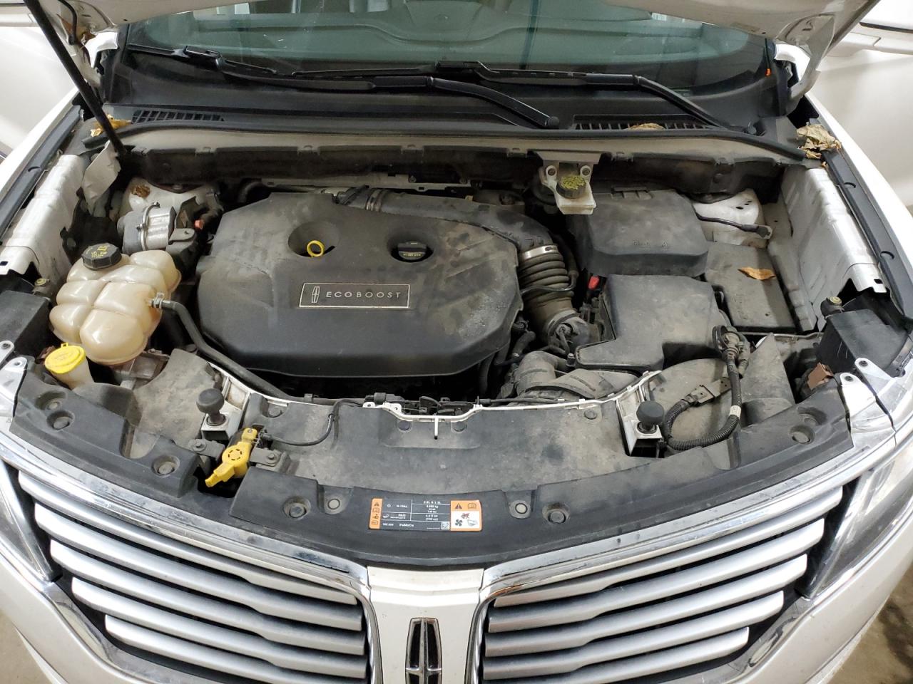2015 Lincoln MKZ - Image 12