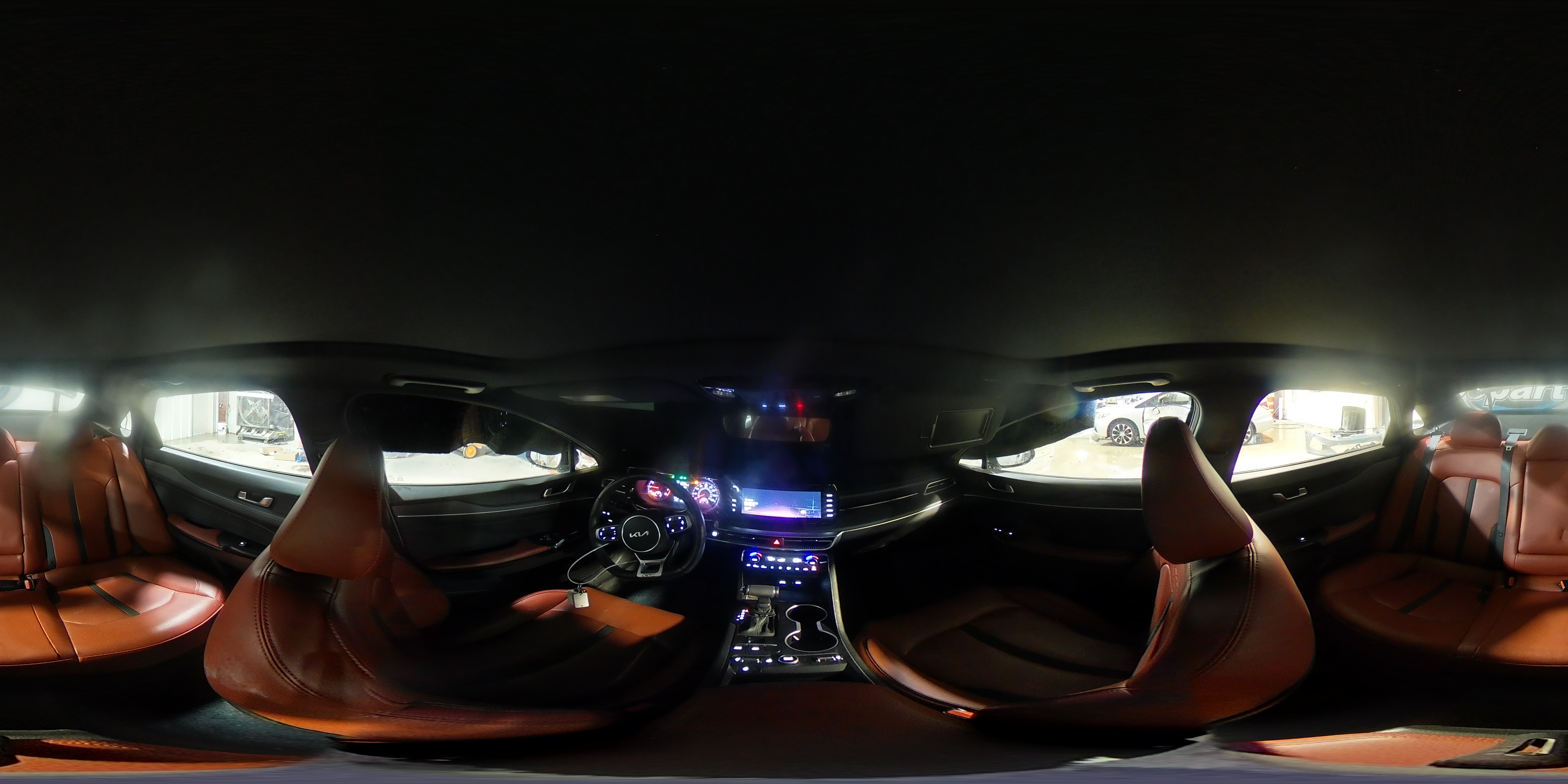 2023 Kia K5 - Image 15