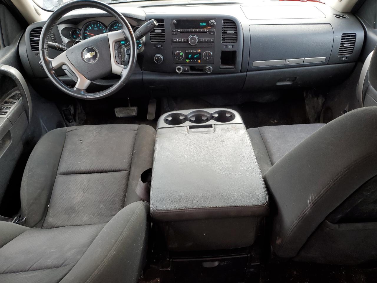 2011 Chevrolet Silverado - Image 8