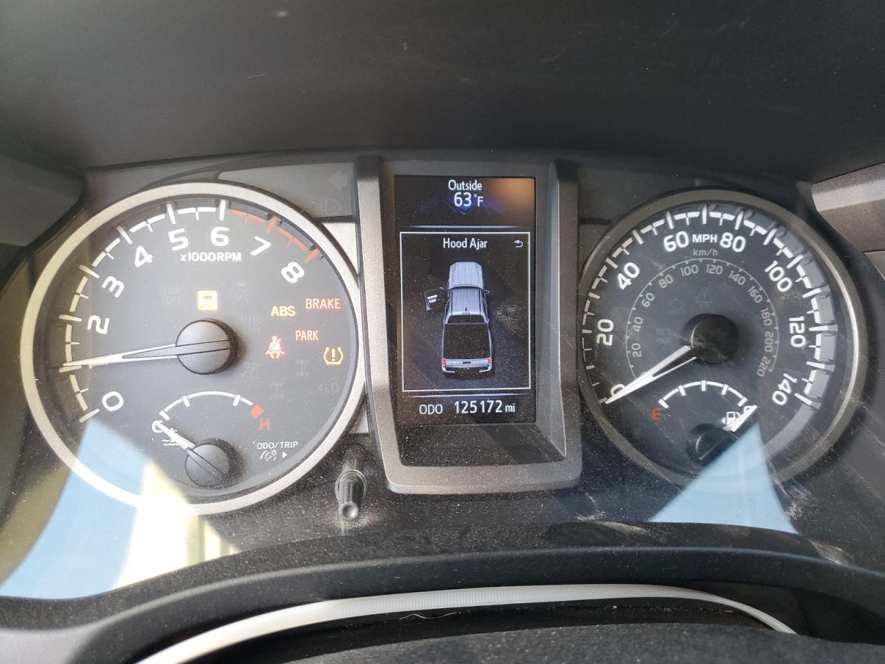2017 Toyota Tacoma - Image 9