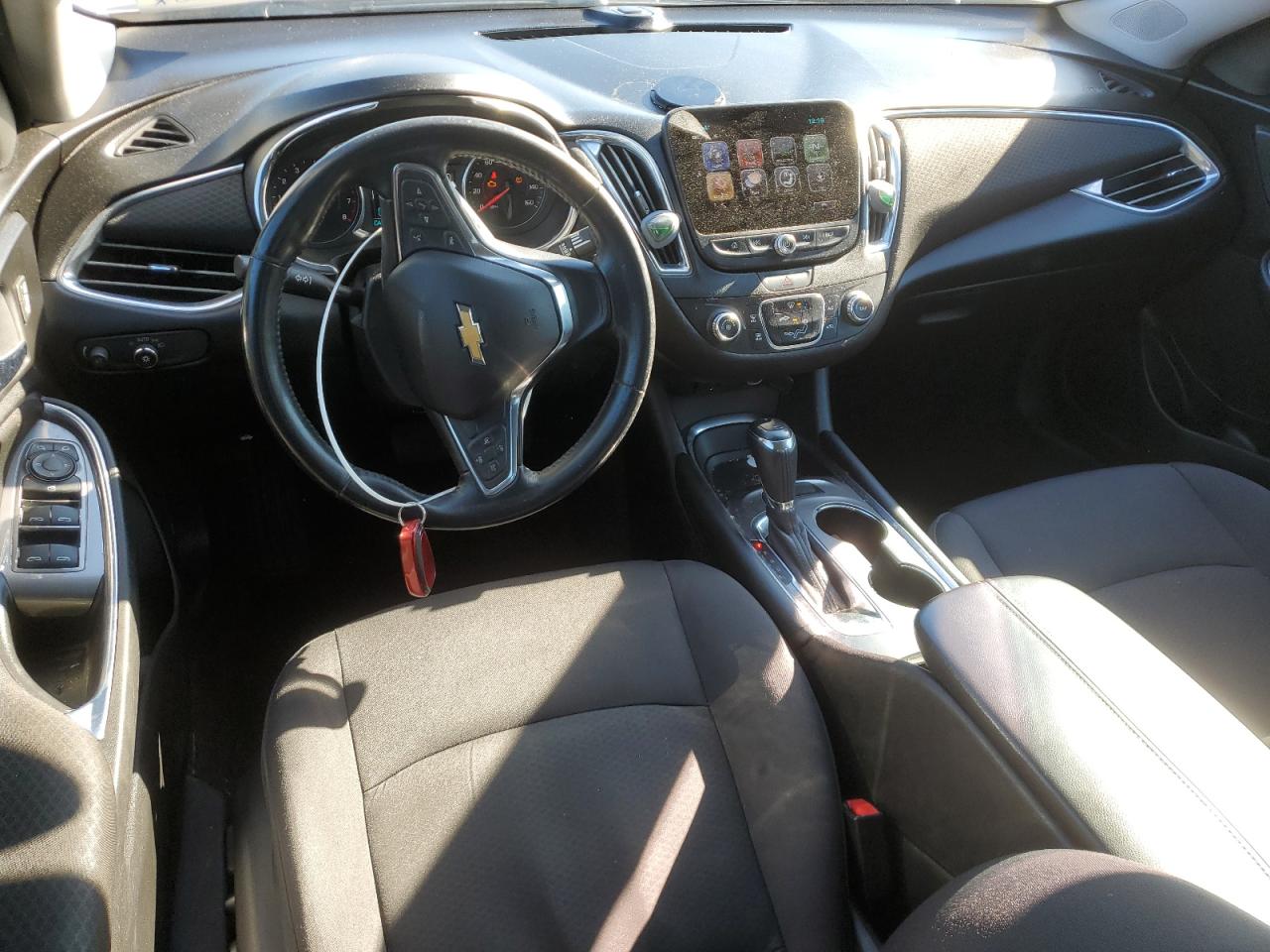 2018 Chevrolet Malibu - Image 8