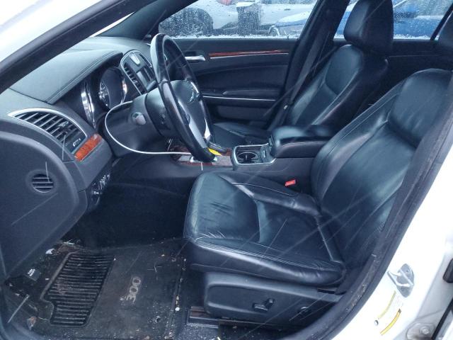 Sedans CHRYSLER 300 2012 White