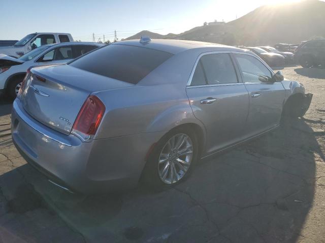  CHRYSLER 300 2016 Srebrny