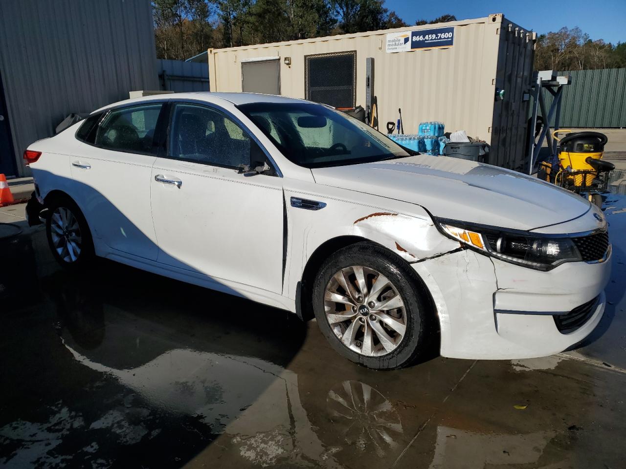 2016 Kia Optima - Image 4