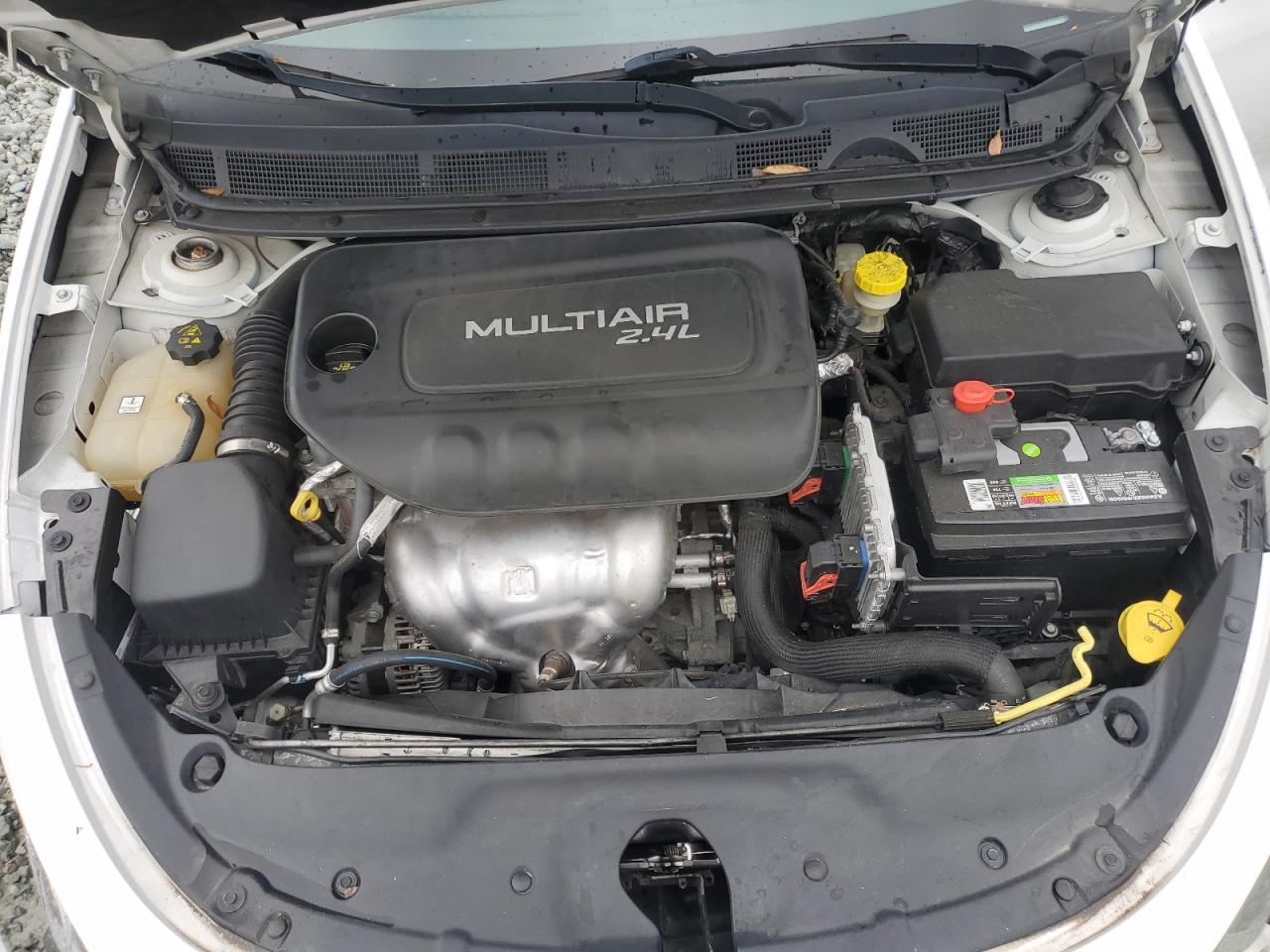 2015 Dodge Dart - Image 13