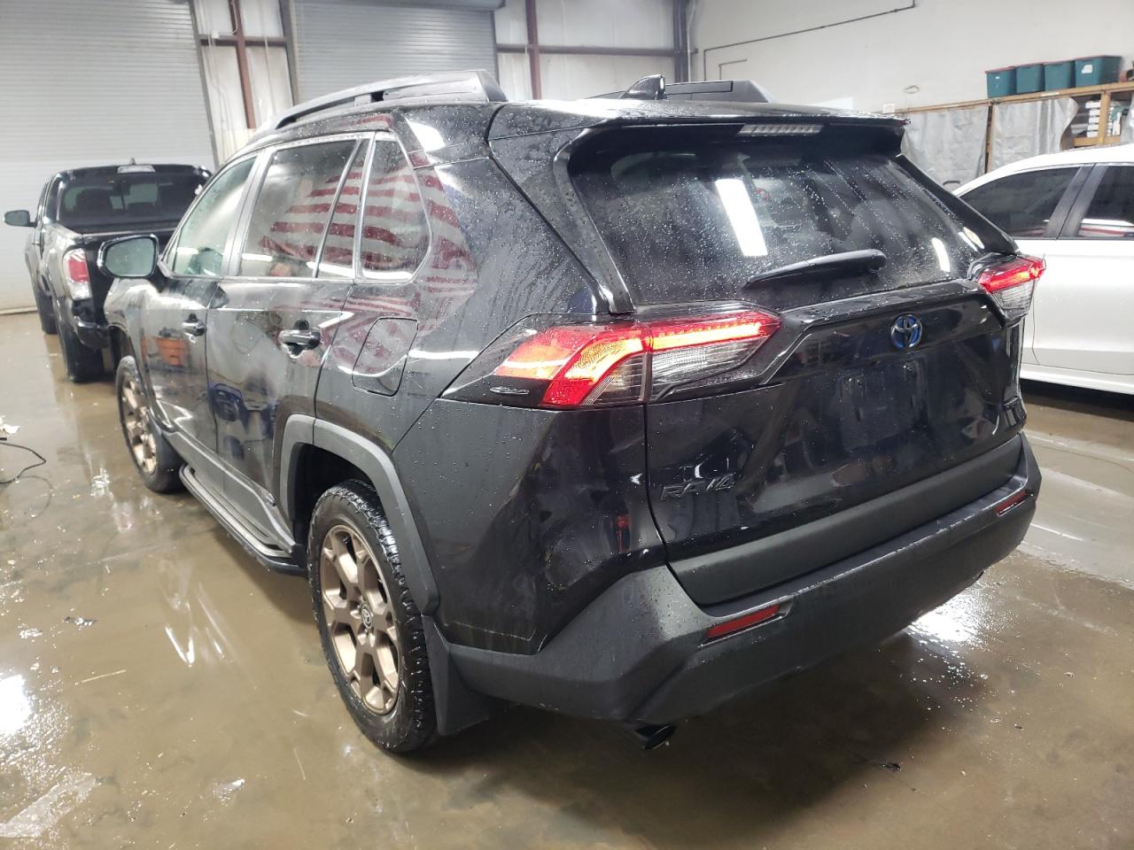 2023 Toyota RAV 4 - Image 2