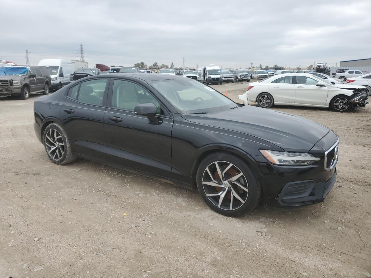 VIN 7JR102FK9KG002916 2019 VOLVO S60 no.4