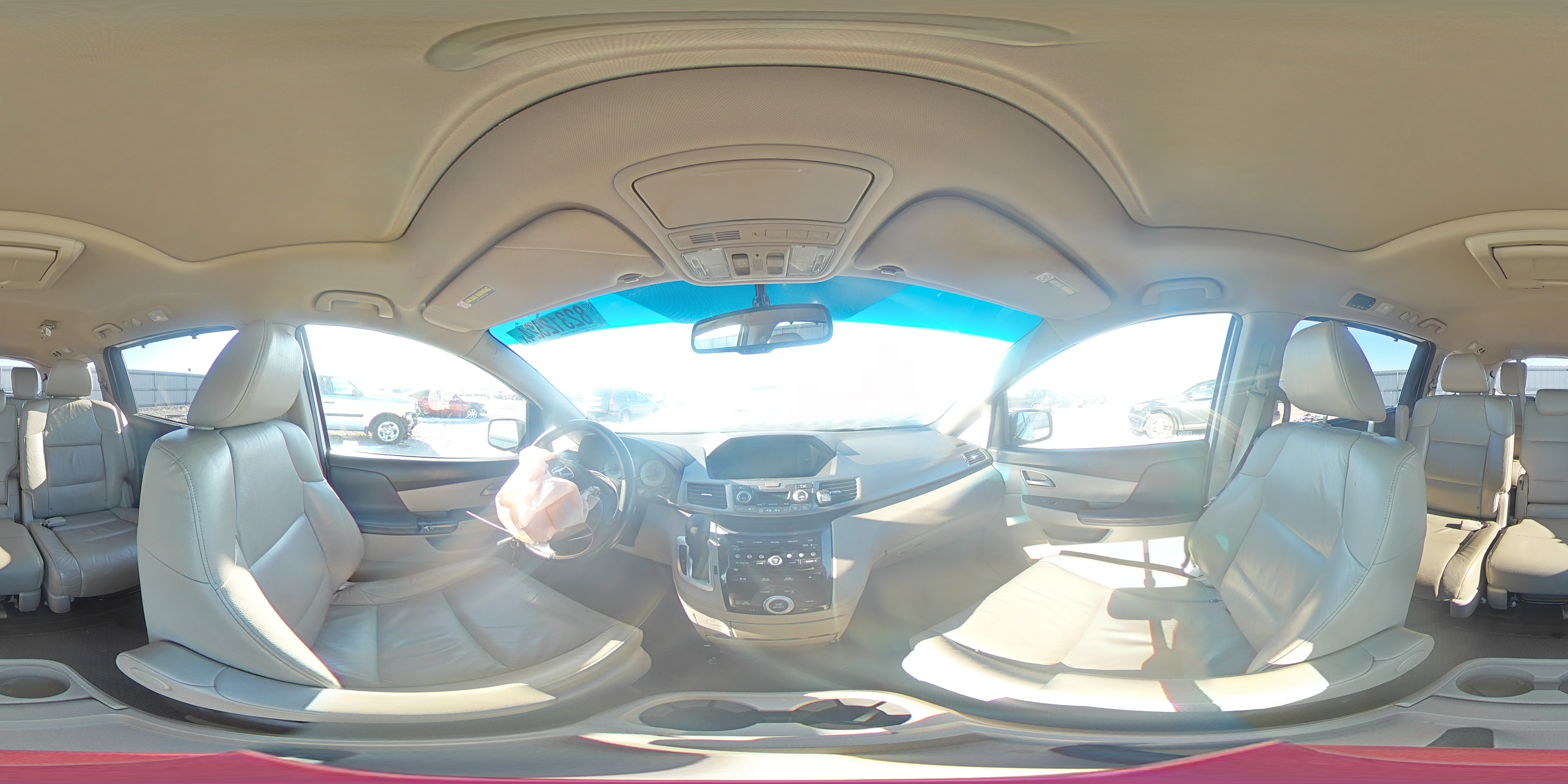 2011 Honda Odyssey - Image 13