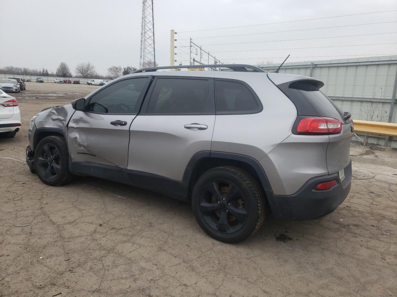 2016 Jeep Grand Cherokee - Image 2