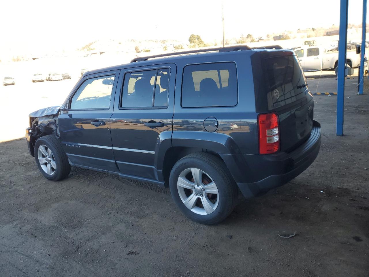 VIN 1C4NJPBB6GD502542 2016 JEEP PATRIOT no.2