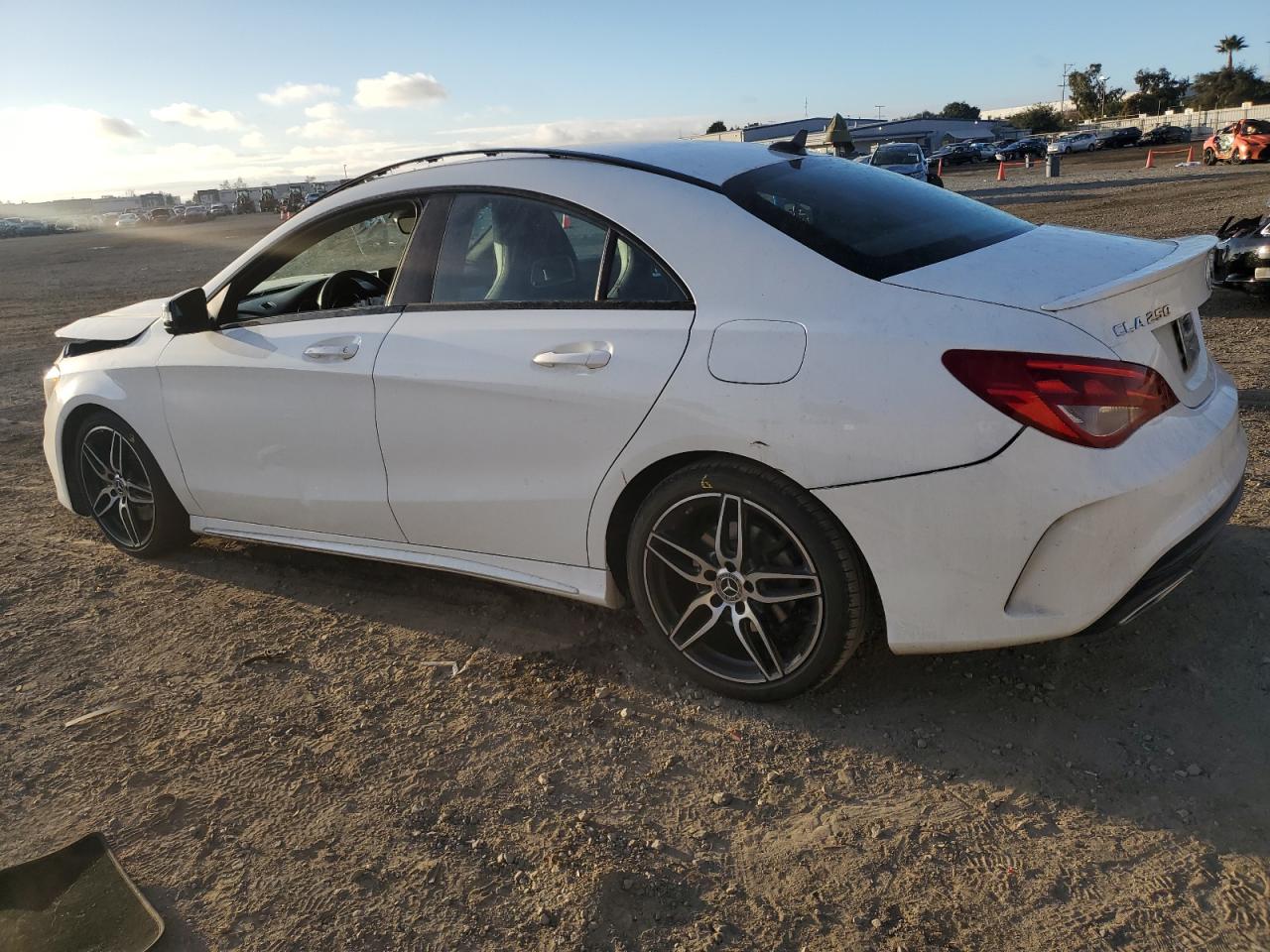 VIN WDDSJ4EB0KN759895 2019 MERCEDES-BENZ CLA-CLASS no.2