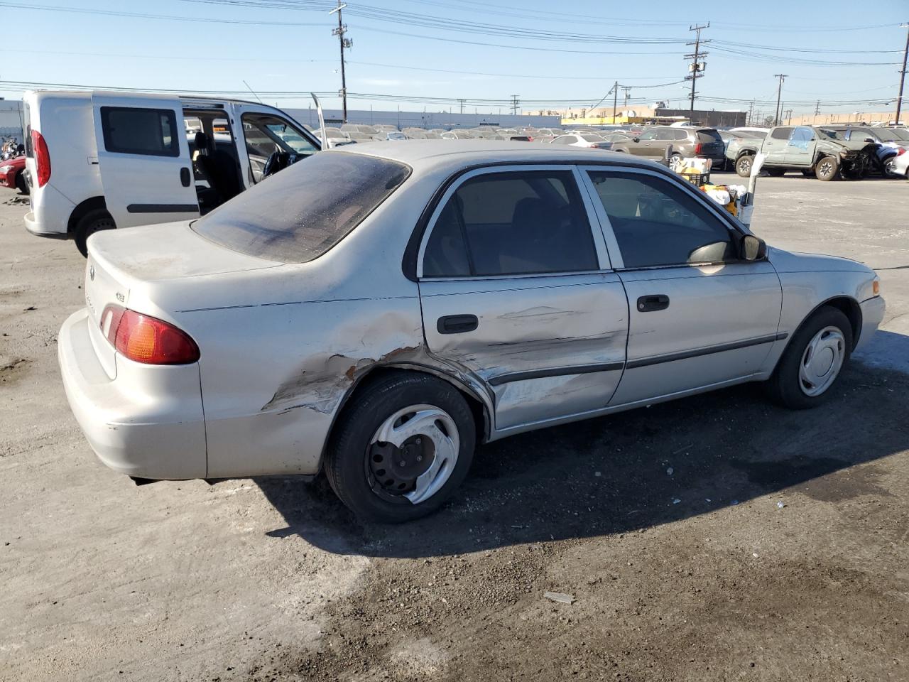 2000 Toyota Corolla - Image 3
