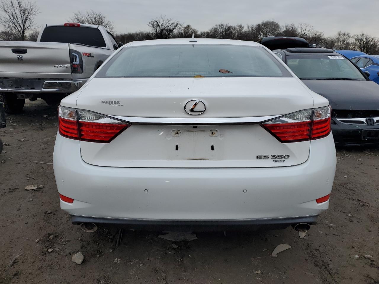 2014 Lexus ES - Image 6