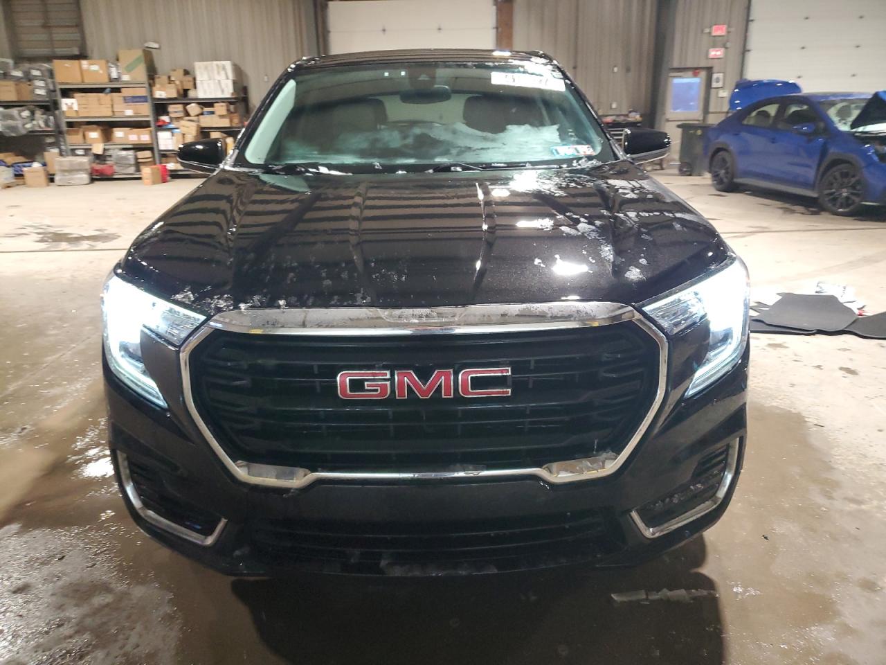2022 GMC Terrain - Image 5